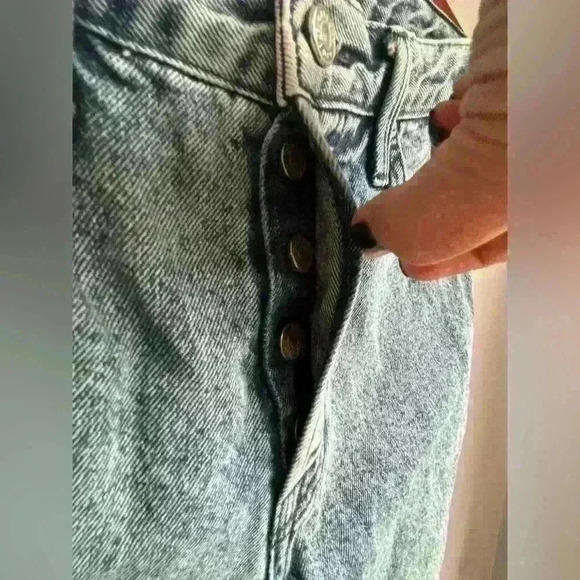 GRLFRND Karolina Button Fly Jeans in After The Storm Sold at Revolve Size 26 - Picture 4 of 10